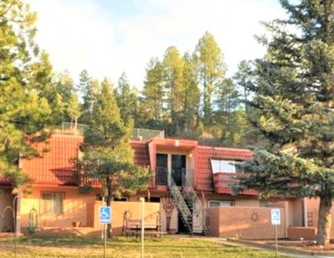 Pinecliff Village Resort Hollywood Екстериор снимка