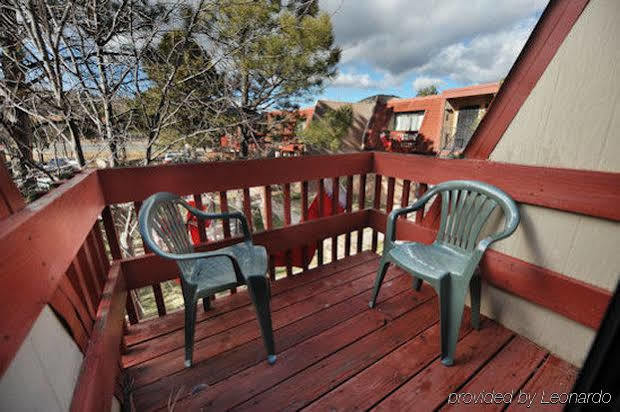 Pinecliff Village Resort Hollywood Екстериор снимка